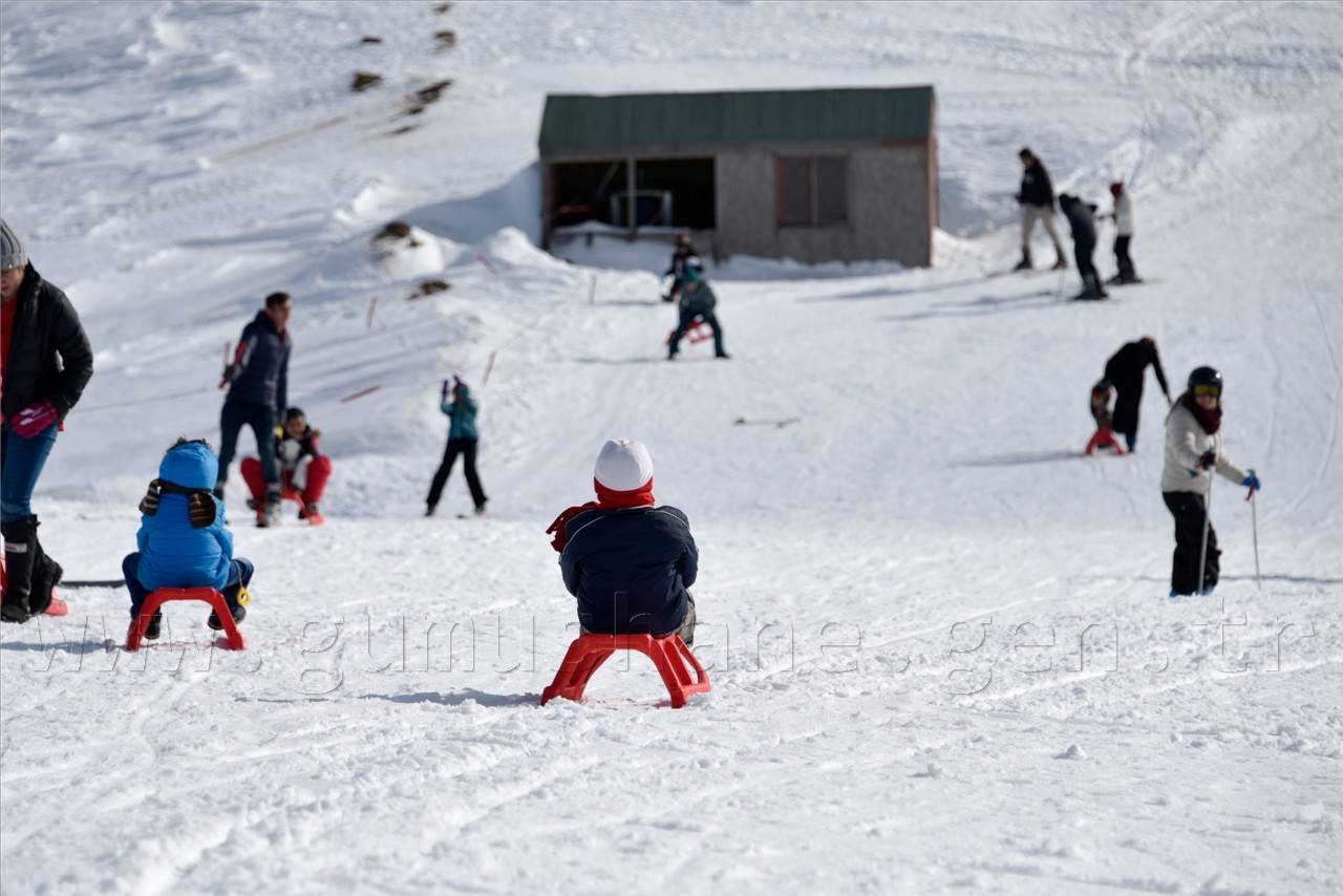 Zigana Kayak Merkezinde Yüzler Gülüyor 1