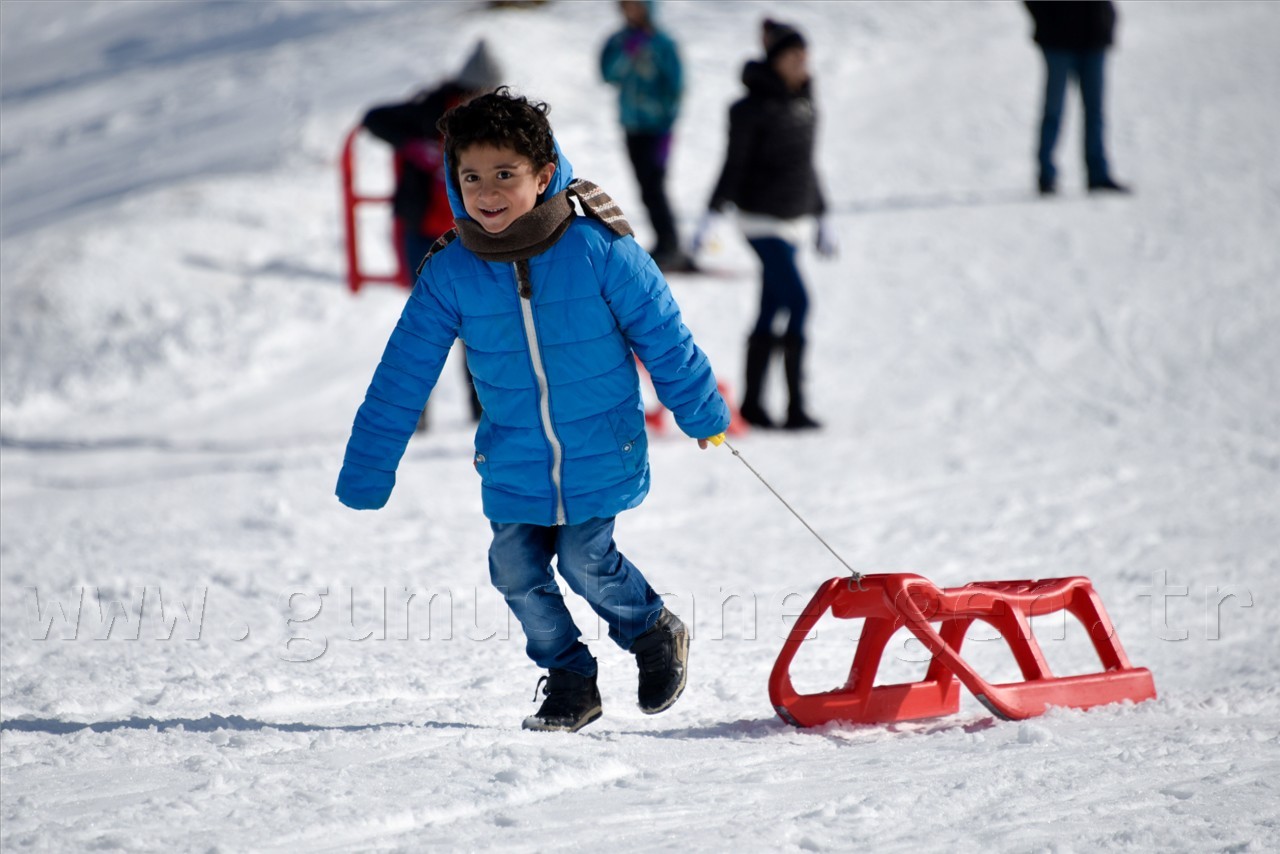 Zigana Kayak Merkezinde Yüzler Gülüyor 3