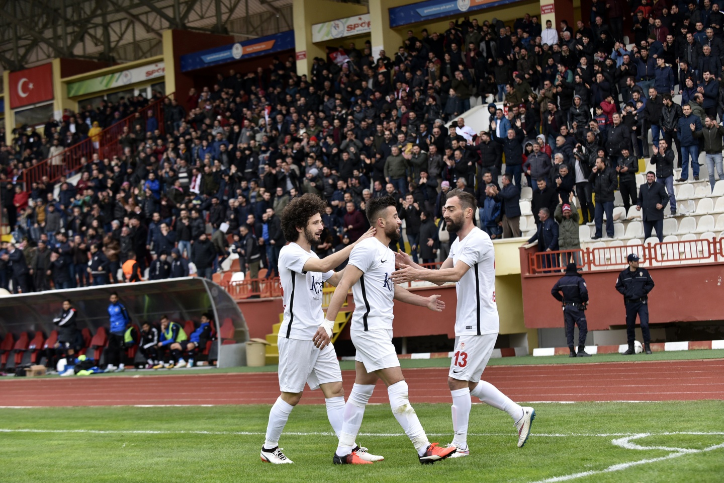 Gümüş'ten muhteşem dönüş: 4-1 92