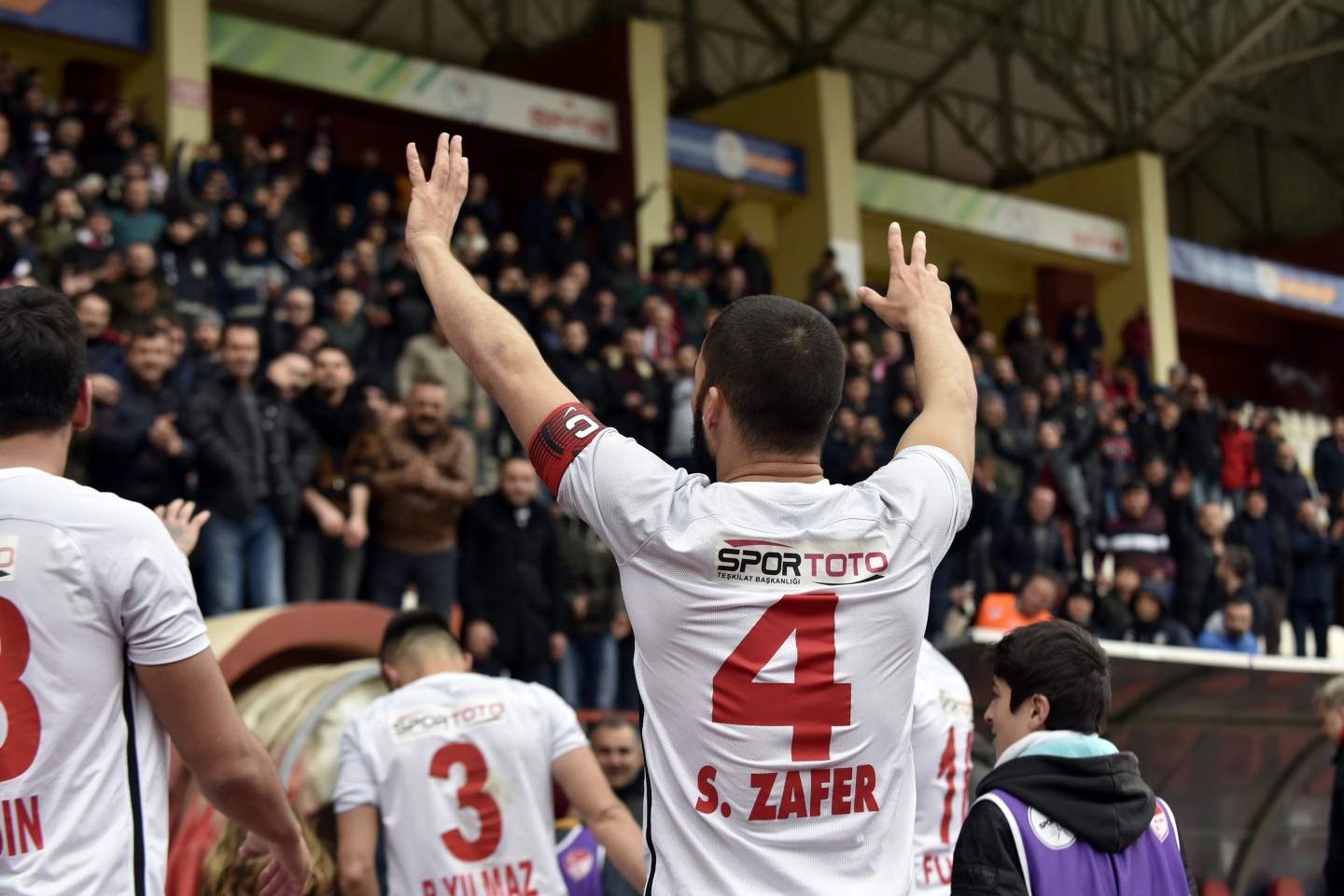 Gümüş'ten muhteşem dönüş: 4-1 95