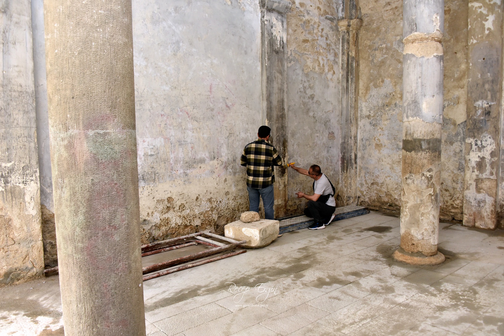 674 yıllık İmera Manastırı’nın duvarlarındaki yazı ve grafitiler temizlendi 6