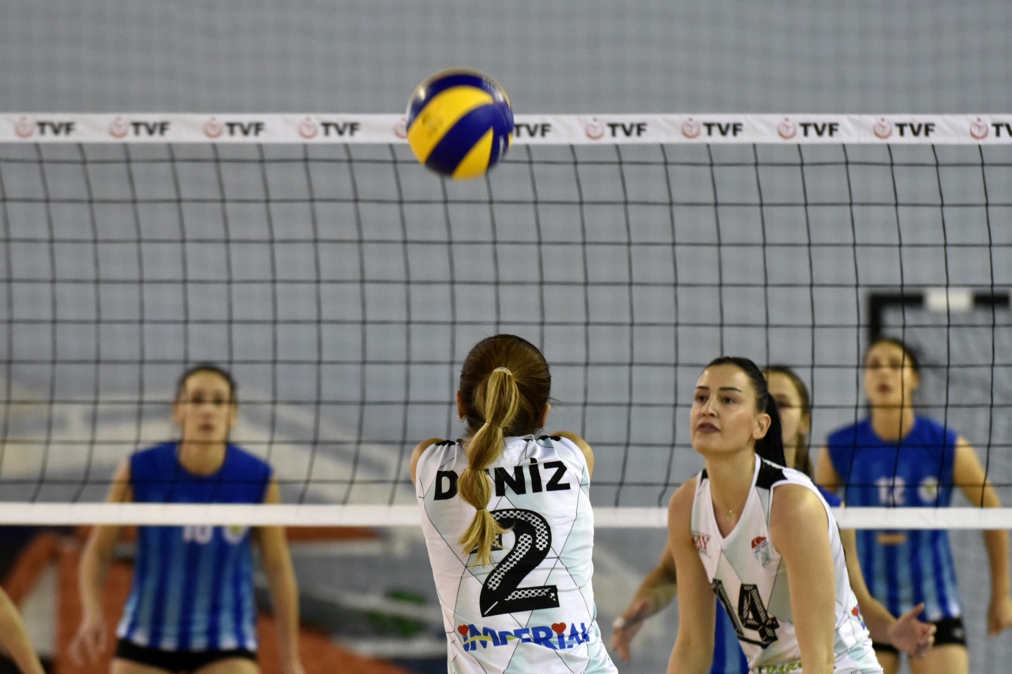 Gümüş Kızlar zorlandı: 3-2 13