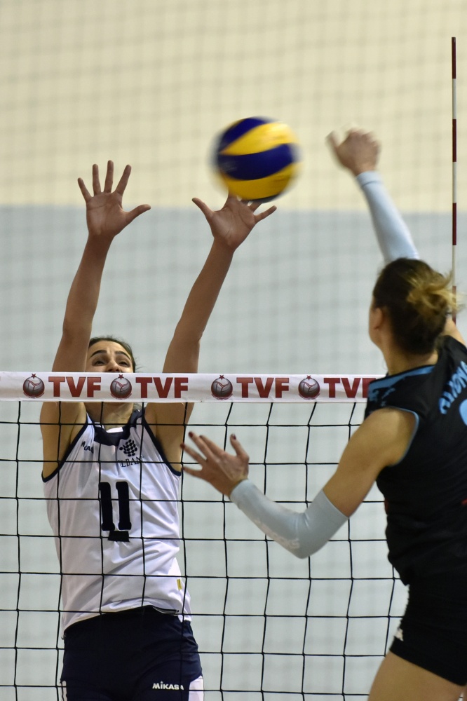 Gümüş Kızlar’dan Kurtuluş hediyesi: 3-0 36