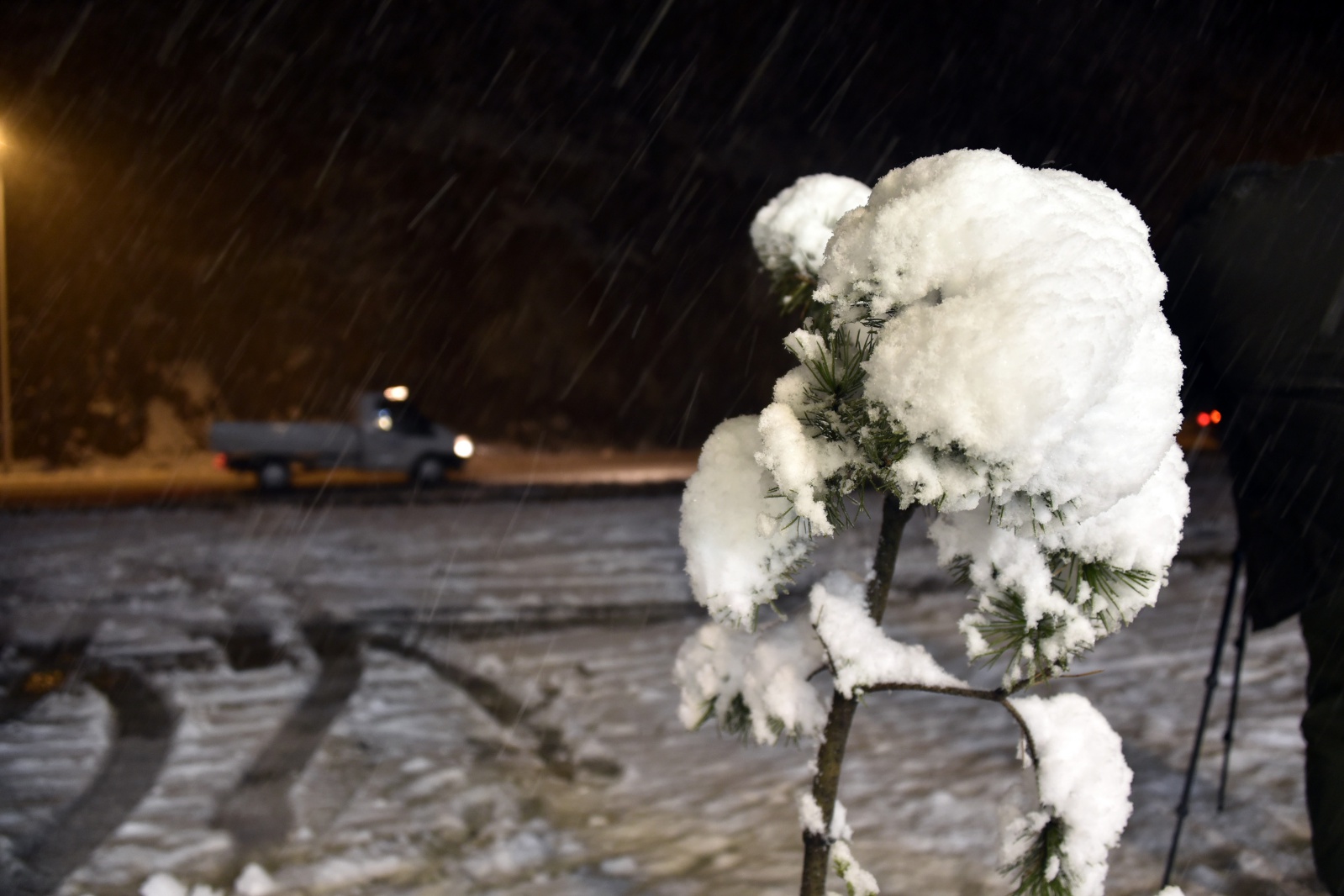 Zigana dağında kar yağışı etkili oluyor 17