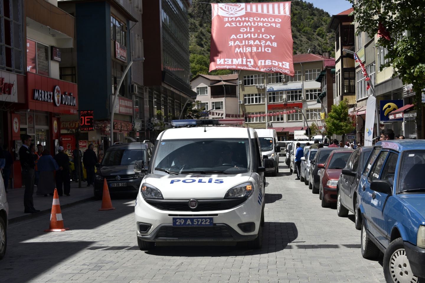 Gümüşhane Emniyeti özel çocukları sevindirdi 18