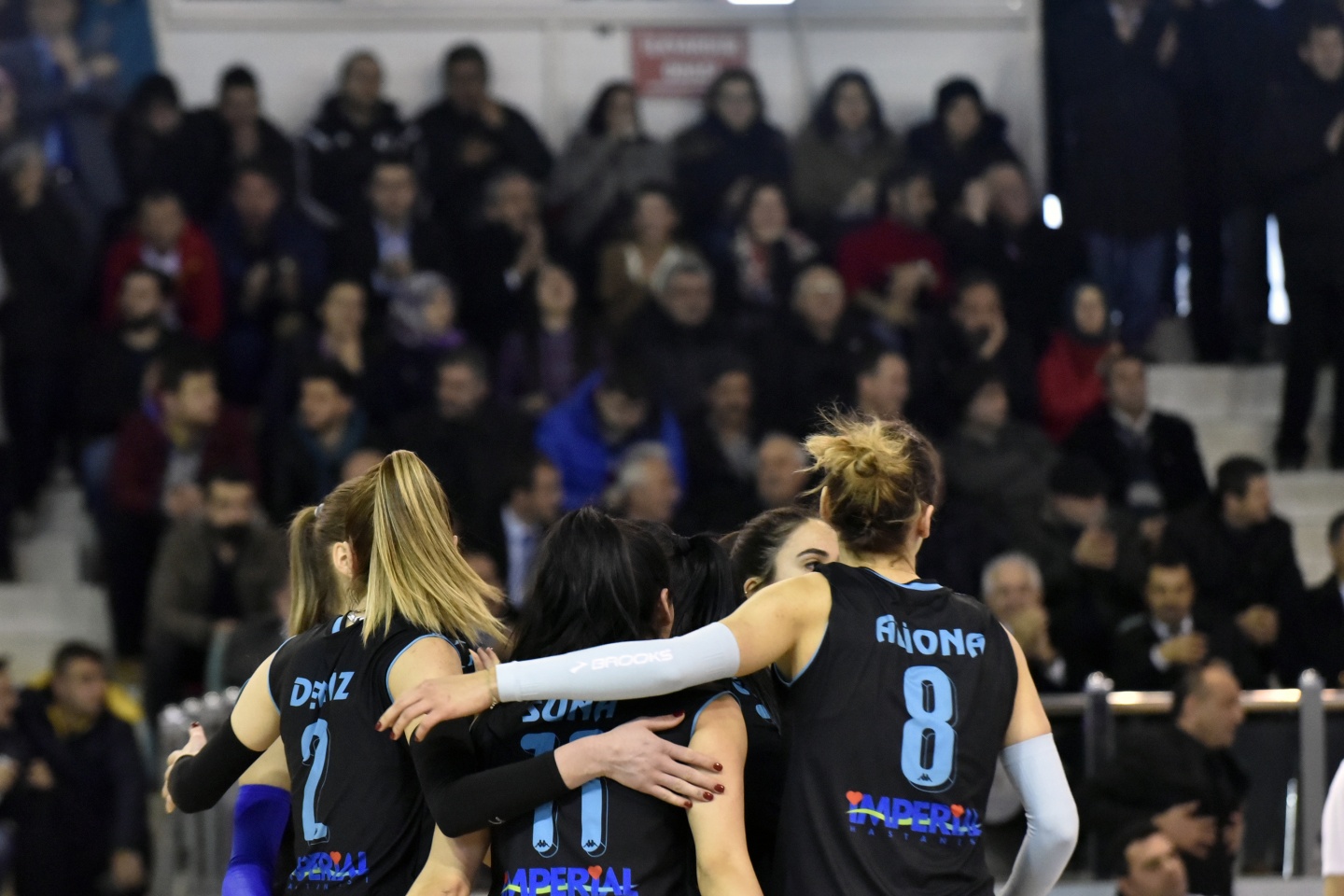 Gümüş Kızlar’dan Kurtuluş hediyesi: 3-0 24