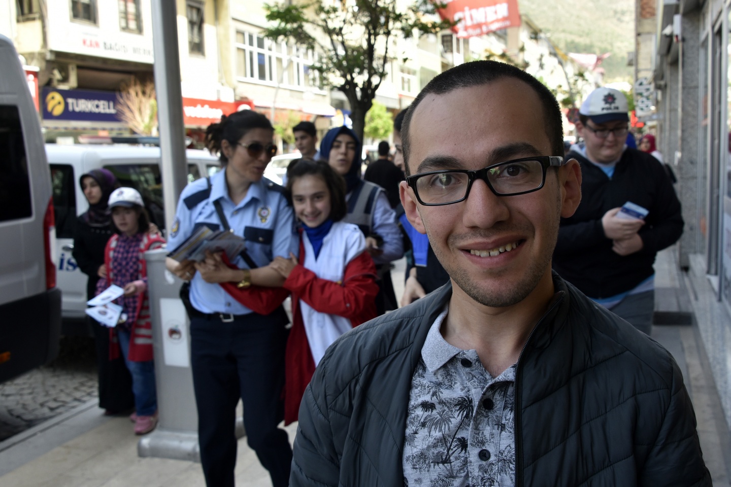 Gümüşhane Emniyeti özel çocukları sevindirdi 41