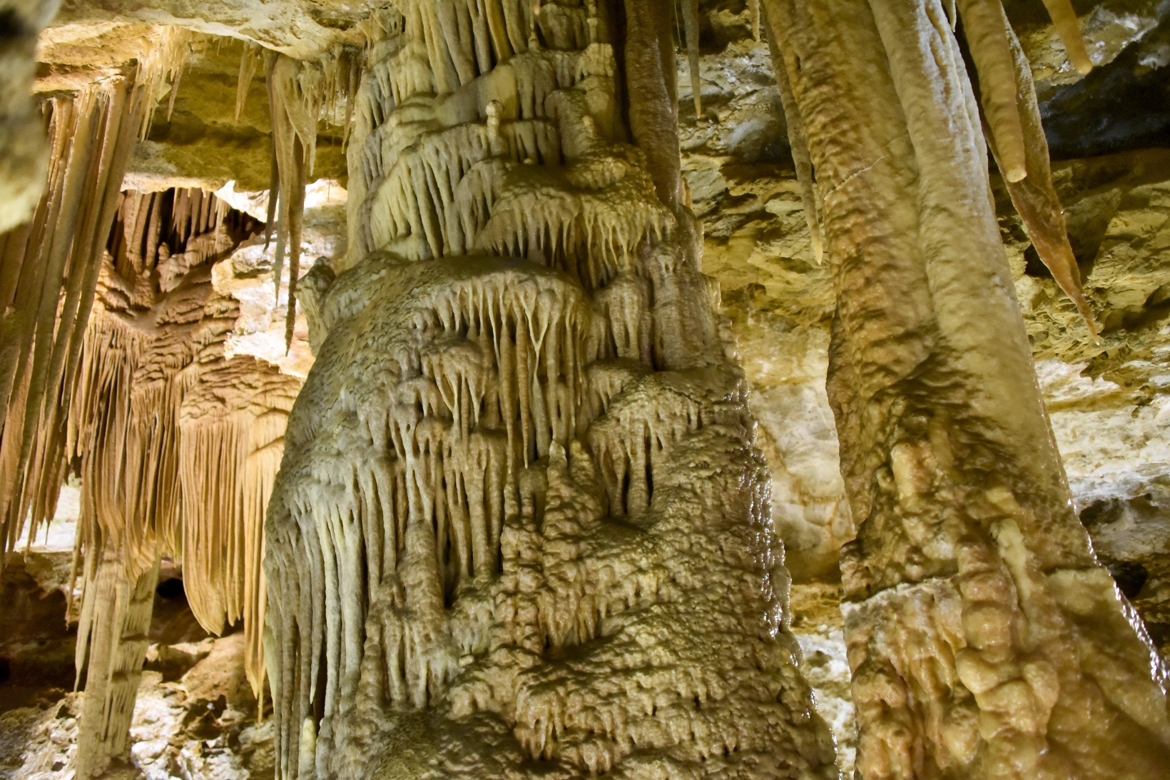 Gümüşhane’nin yeraltı sarayı ziyaretçi kabulüne başladı 15