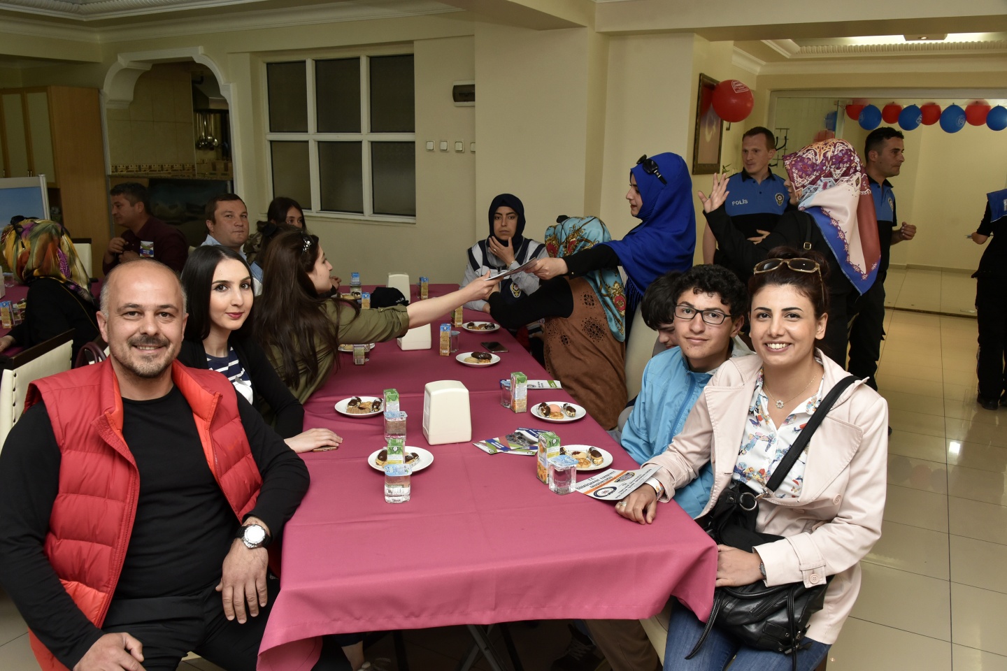 Gümüşhane Emniyeti özel çocukları sevindirdi 37