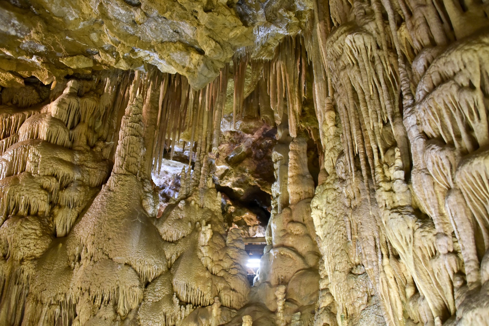 Gümüşhane’nin yeraltı sarayı ziyaretçi kabulüne başladı 32
