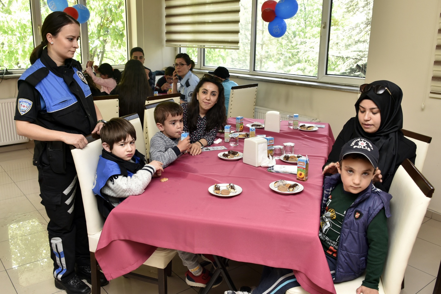 Gümüşhane Emniyeti özel çocukları sevindirdi 28