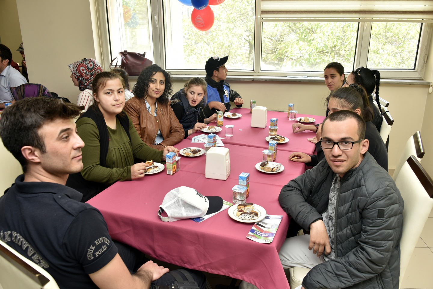 Gümüşhane Emniyeti özel çocukları sevindirdi 46