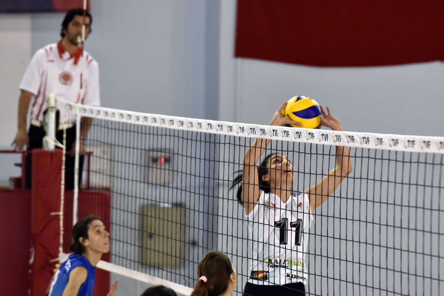 Gümüş Kızlar zorlandı: 3-2 25