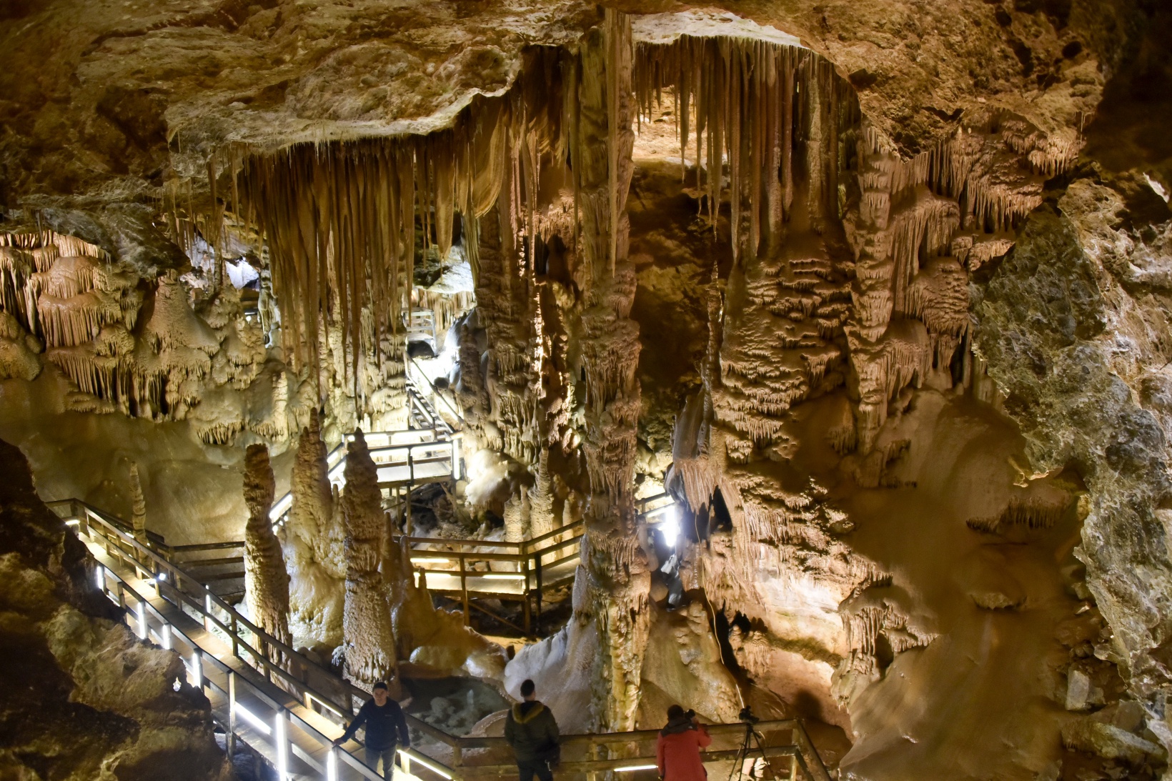 Gümüşhane’nin yeraltı sarayı ziyaretçi kabulüne başladı 2