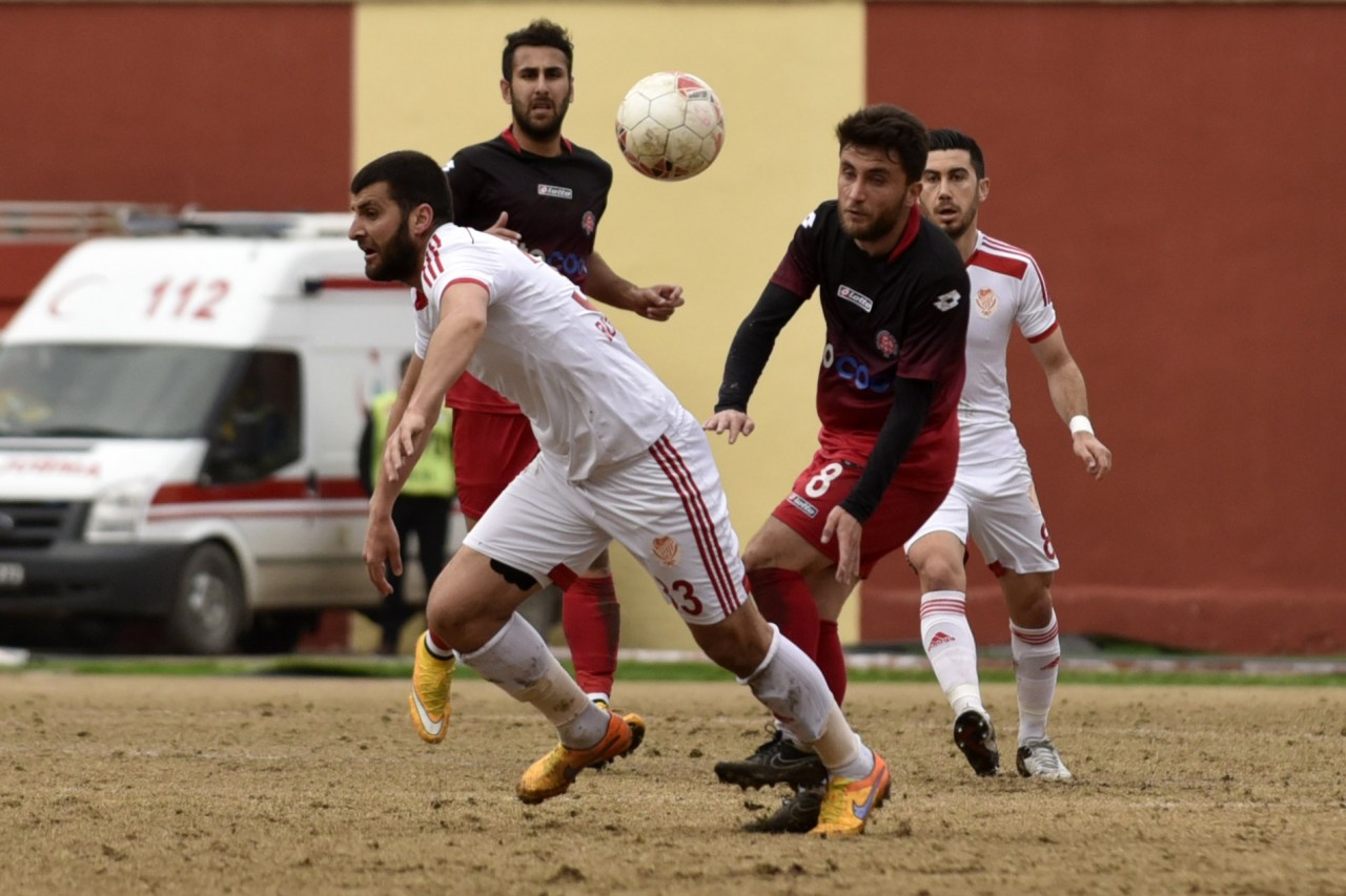 Gümüş'ten kurtuluş hediyesi: 1-0 32