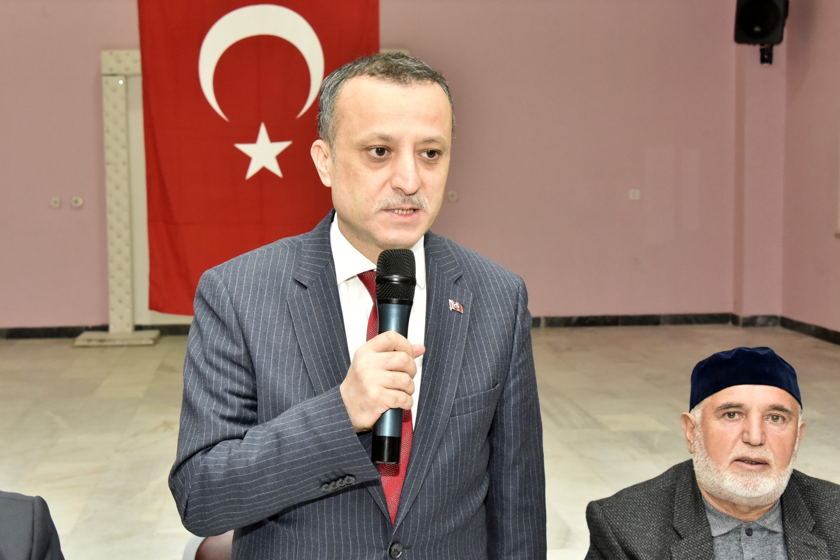 Vali Taşbilek ilçe iftar programlarının finalini Şiran’da yaptı 26