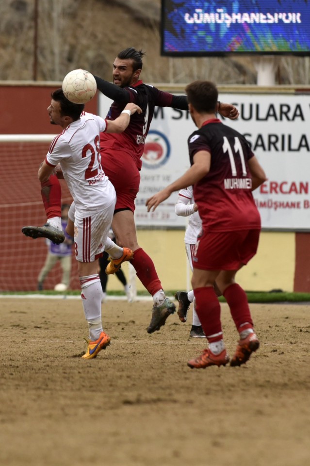 Gümüş'ten kurtuluş hediyesi: 1-0 36