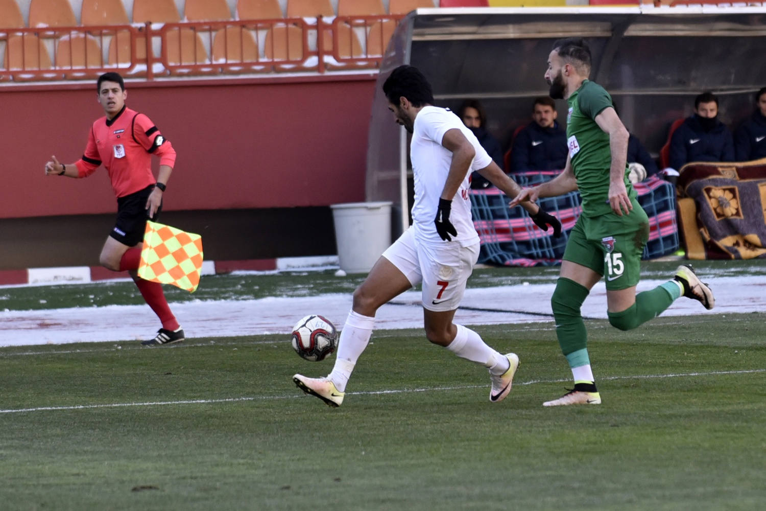 Gümüş kötü başladı: 0-1 19