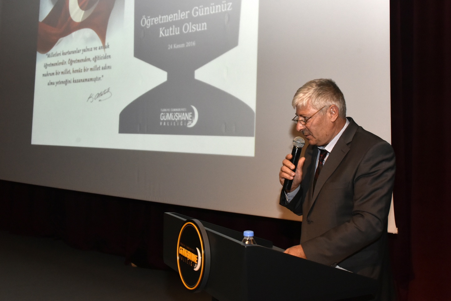 Gümüşhane’de Öğretmenler Günü kutlandı 2