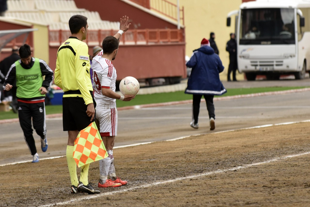 Gümüş'ten kurtuluş hediyesi: 1-0 43