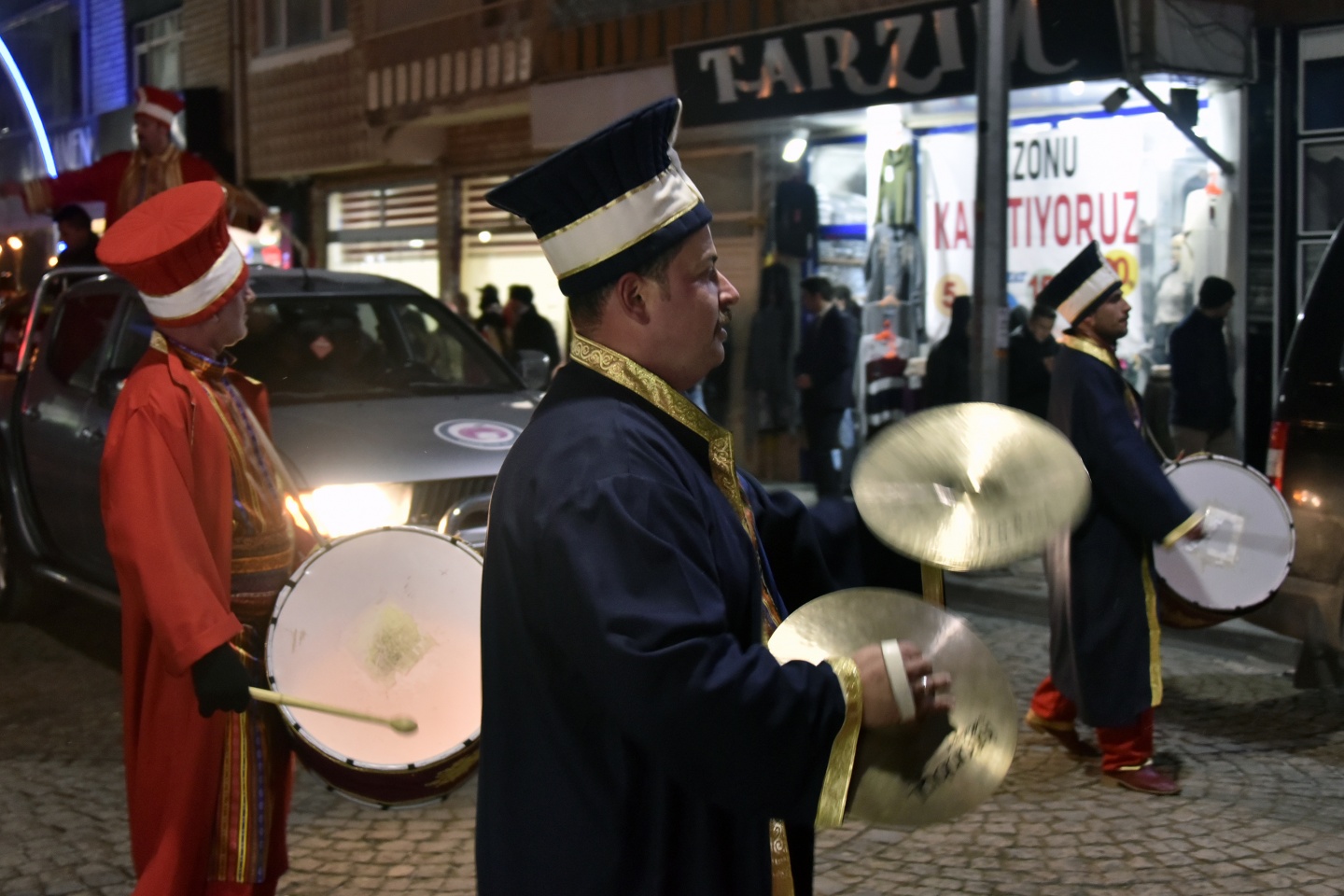 Gümüşhane’de meşaleli fener alayı ve konser düzenlendi 13