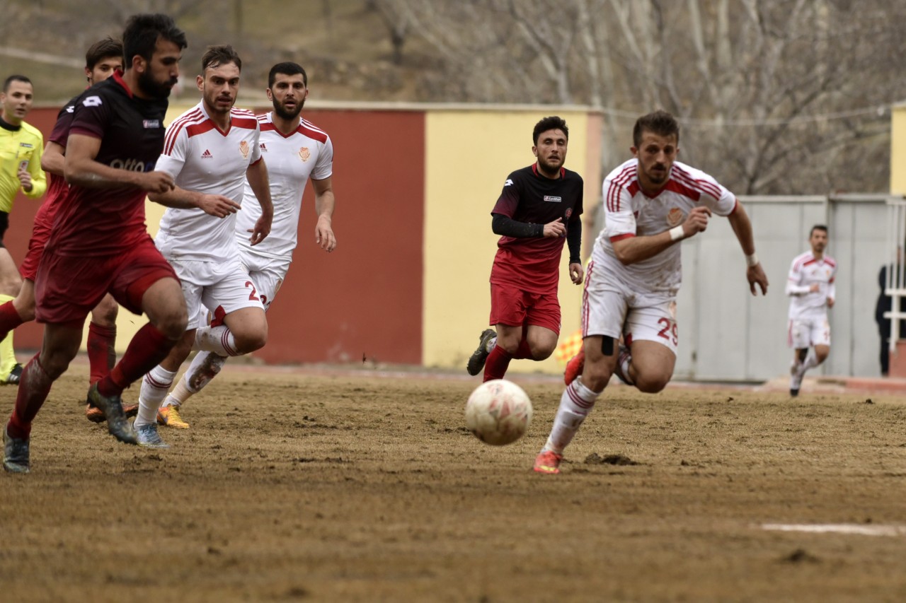Gümüş'ten kurtuluş hediyesi: 1-0 55