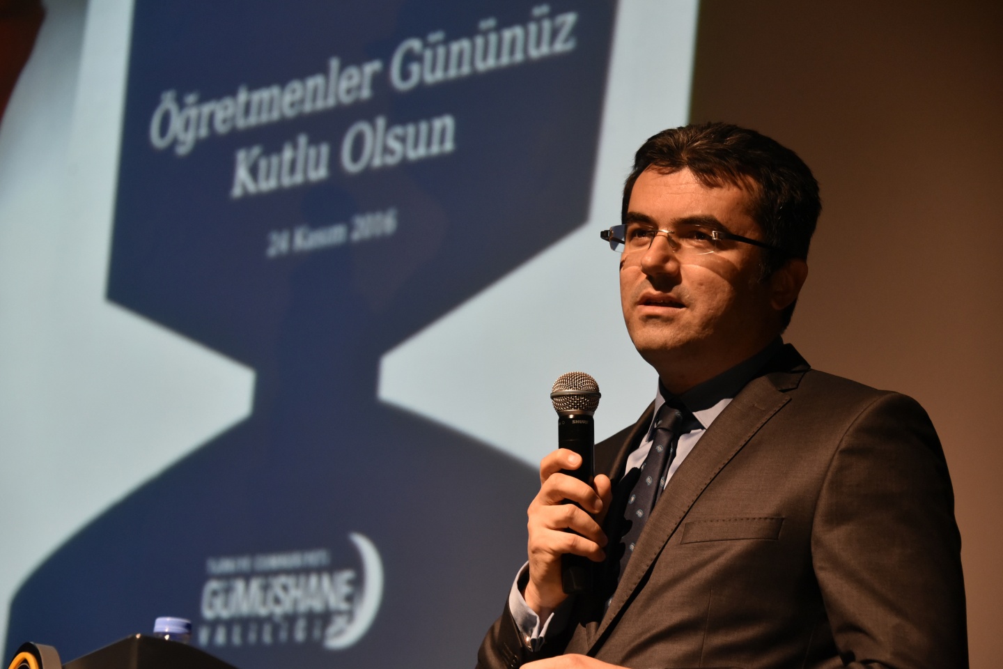 Gümüşhane’de Öğretmenler Günü kutlandı 21