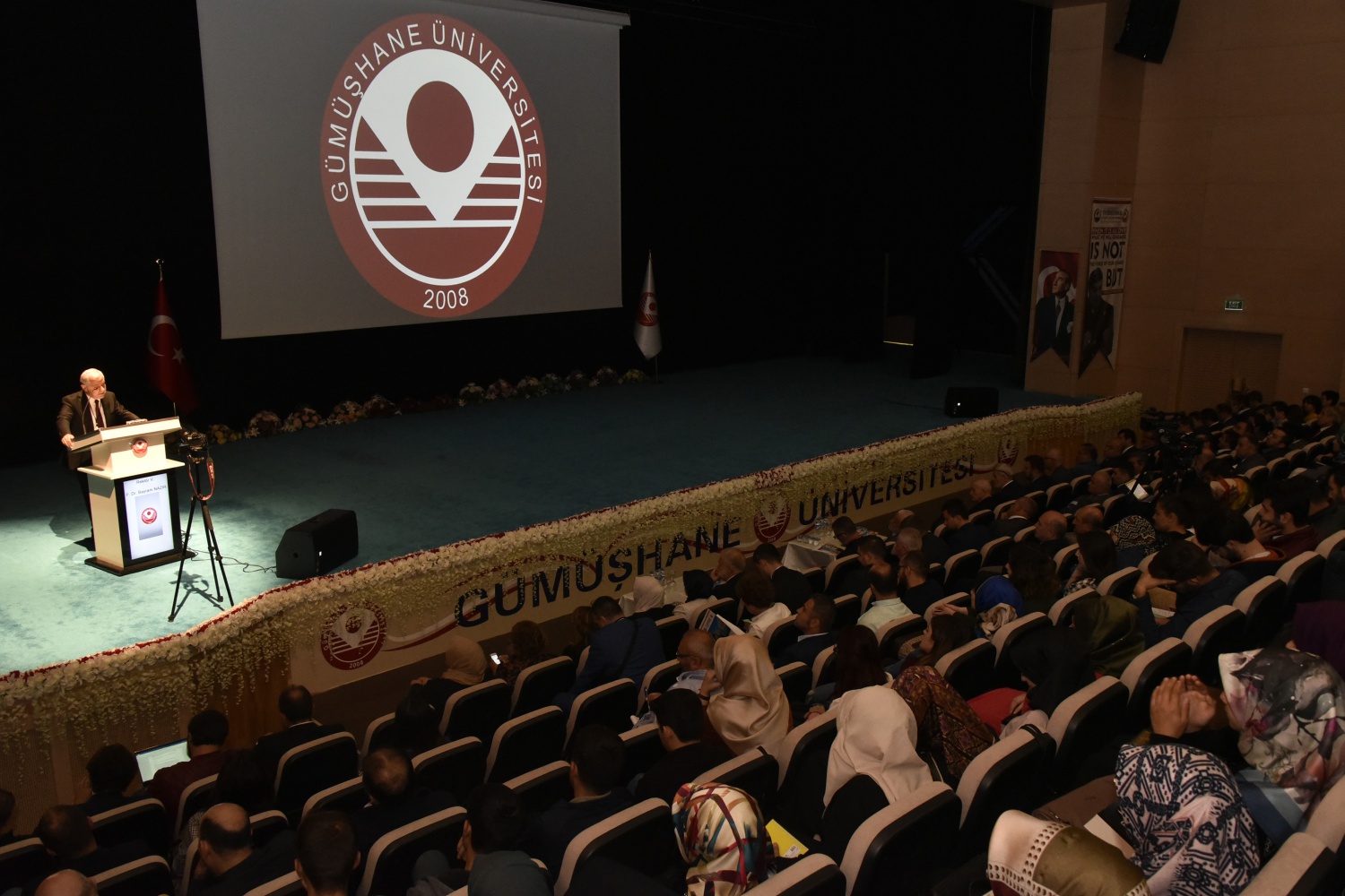 Gümüşhane’de 1.Uluslararası Bir Bilge Bir Ülke Sempozyumu başladı 16