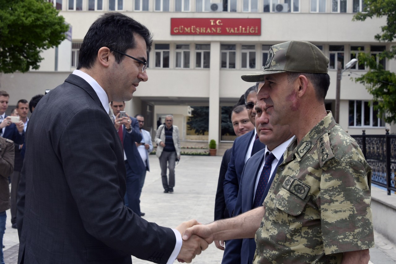 Gümüşhane’nin Yeni Valisi Okay Memiş Görevine Başladı 2