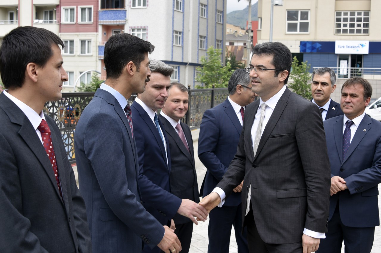 Gümüşhane’nin Yeni Valisi Okay Memiş Görevine Başladı 4