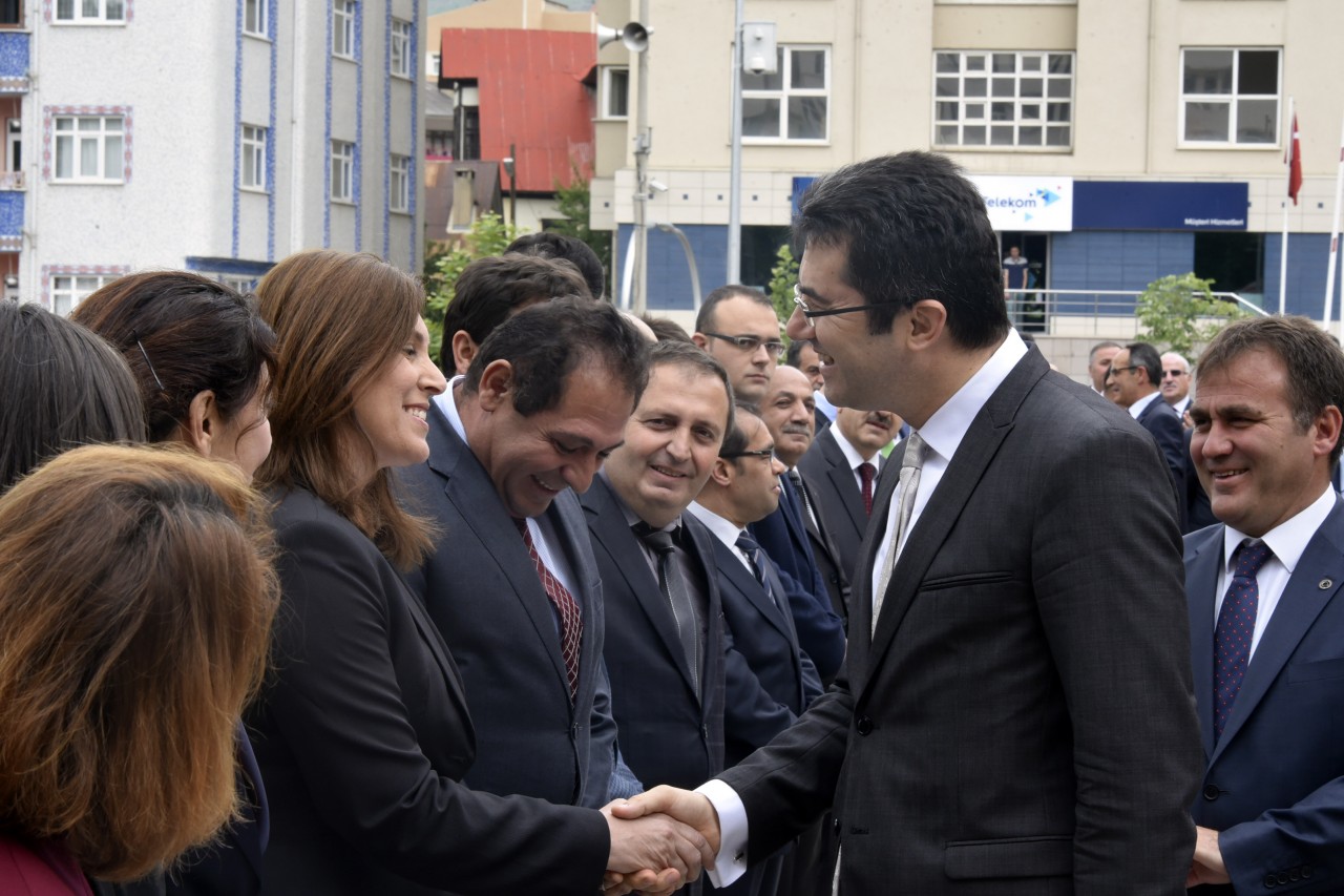 Gümüşhane’nin Yeni Valisi Okay Memiş Görevine Başladı 9