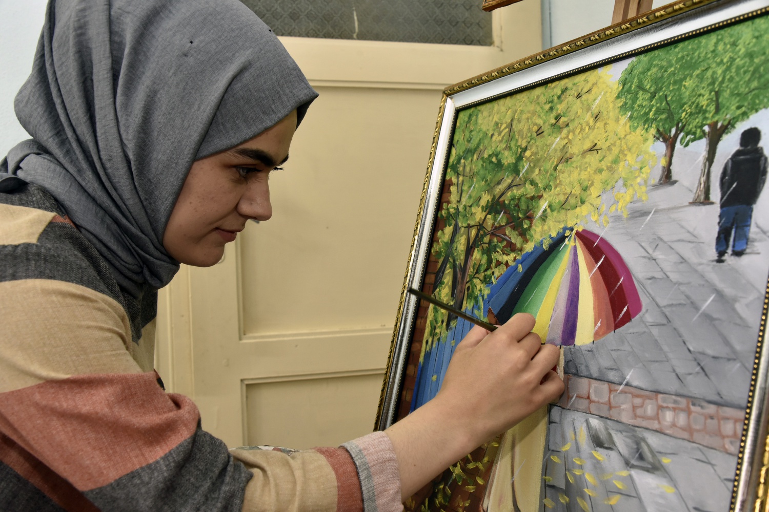 Yeteneğini kursta fark etti şimdi talep üzerine de resim yapıyor 8