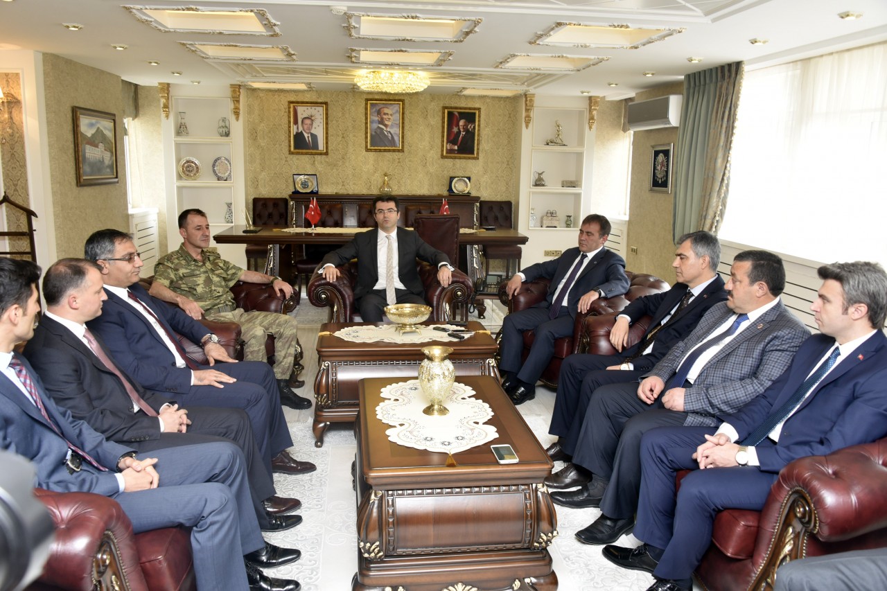 Gümüşhane’nin Yeni Valisi Okay Memiş Görevine Başladı 11