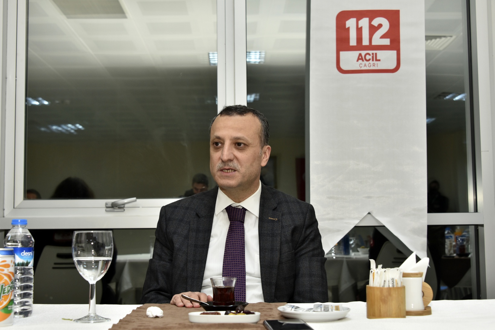 Vali Taşbilek 112 Acil Çağrı Merkezi çalışanlarıyla iftar yaptı 7