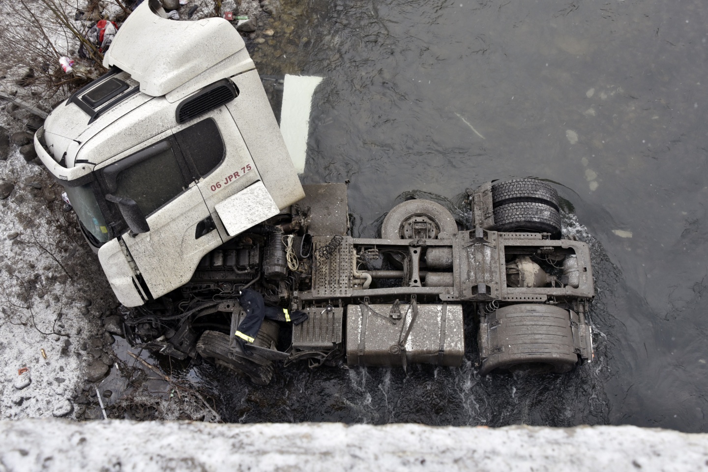 Gümüşhane’de kış lastiği faciası: 1 ölü 2