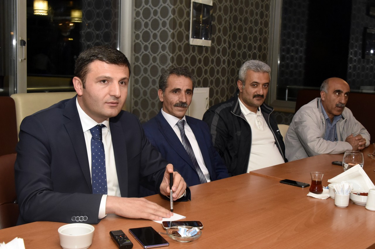 AK Parti Gümüşhane İl Yönetimi iftar programında basınla buluştu 3
