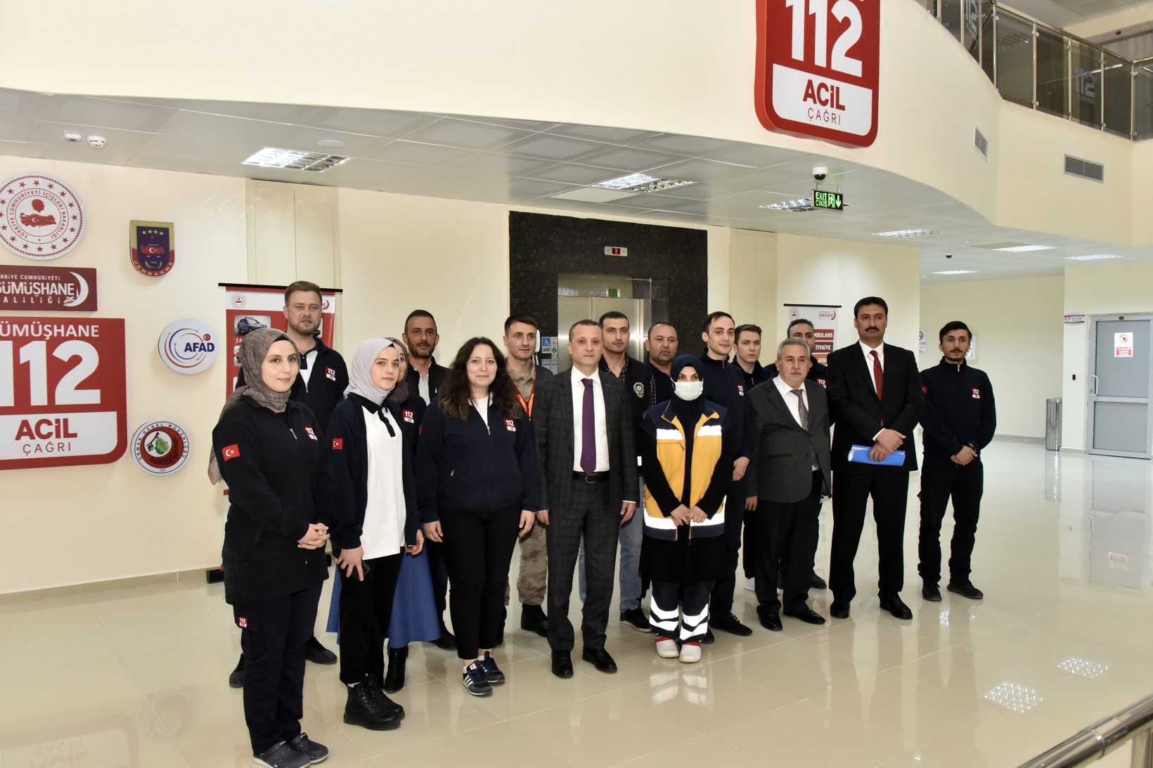 Vali Taşbilek 112 Acil Çağrı Merkezi çalışanlarıyla iftar yaptı 8