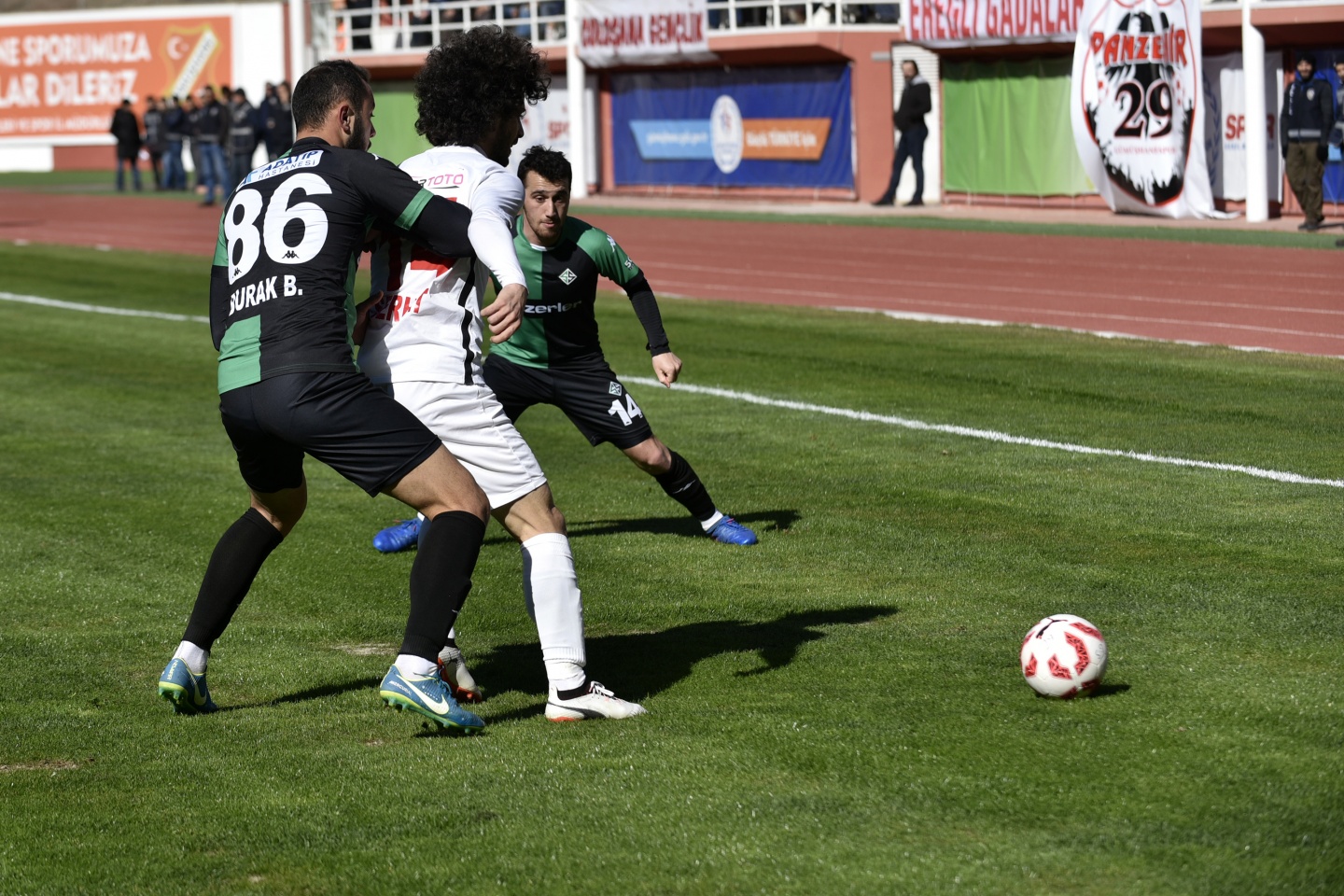 Gümüş Sakarya'yı da aştı: 1-0 60