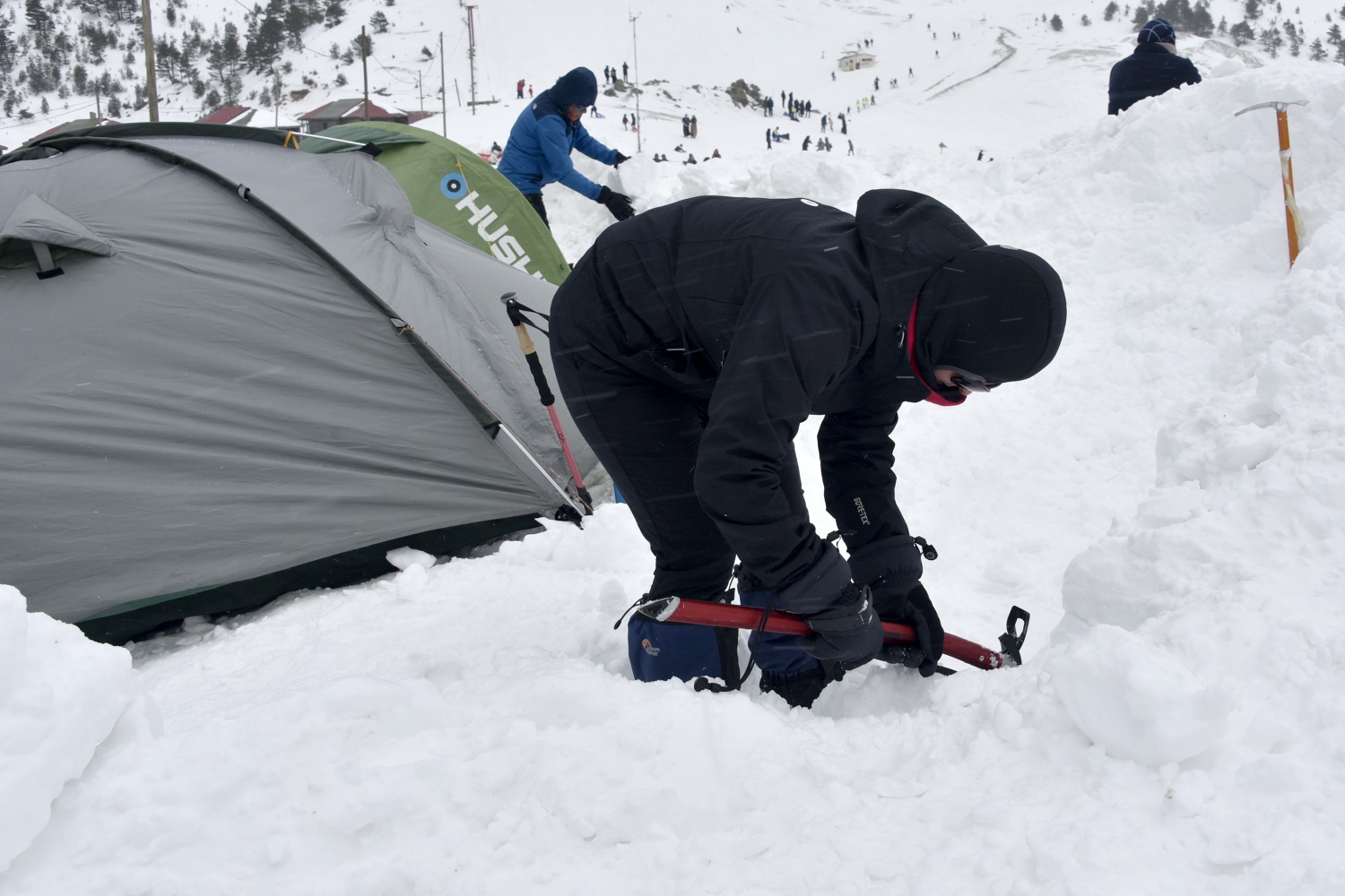 Zigana dağında ağır kış şartlarında hayatta kalmayı öğreniyorlar 7