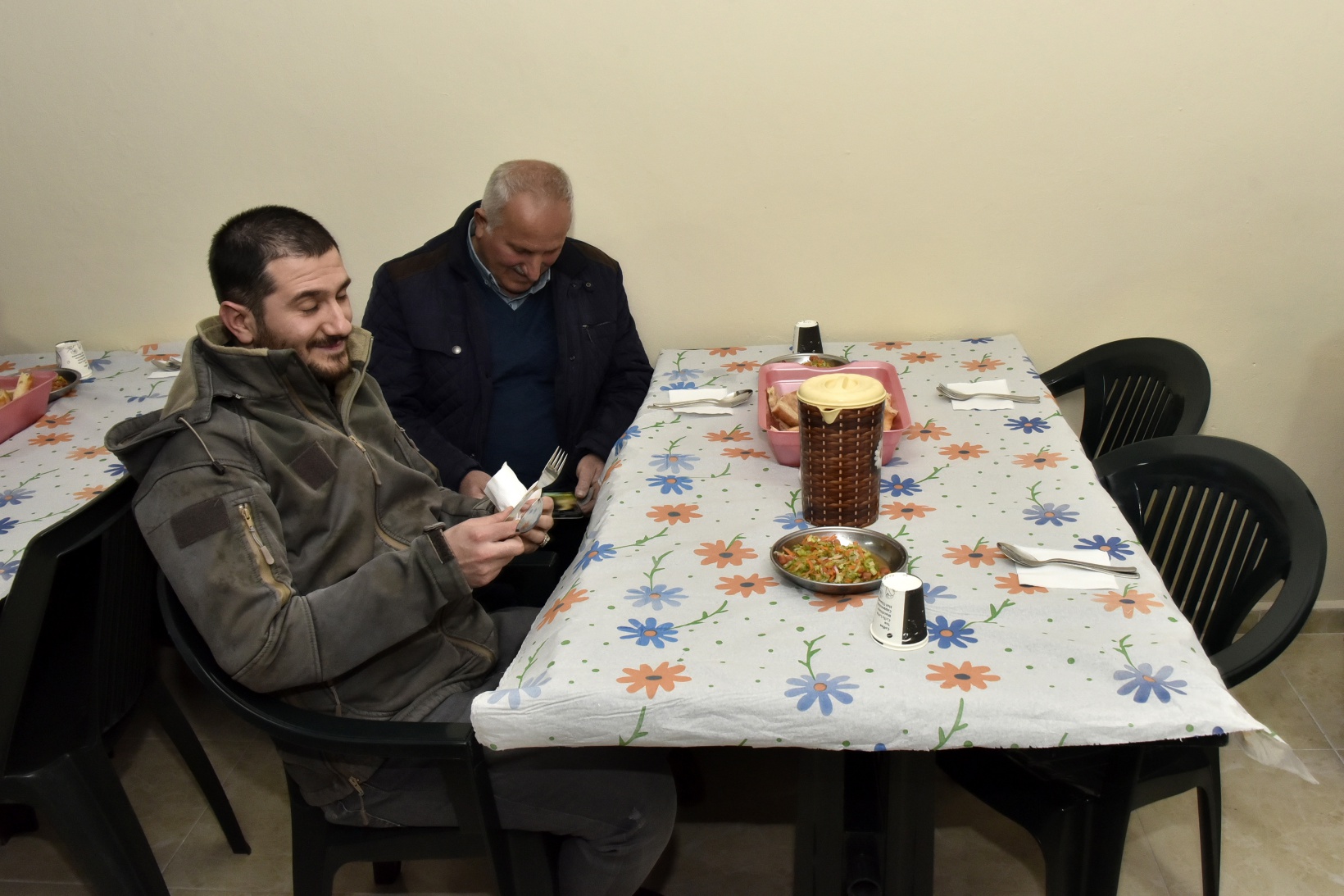 Vali Taşbilek Kırıklı köyünde iftar yaptı 13