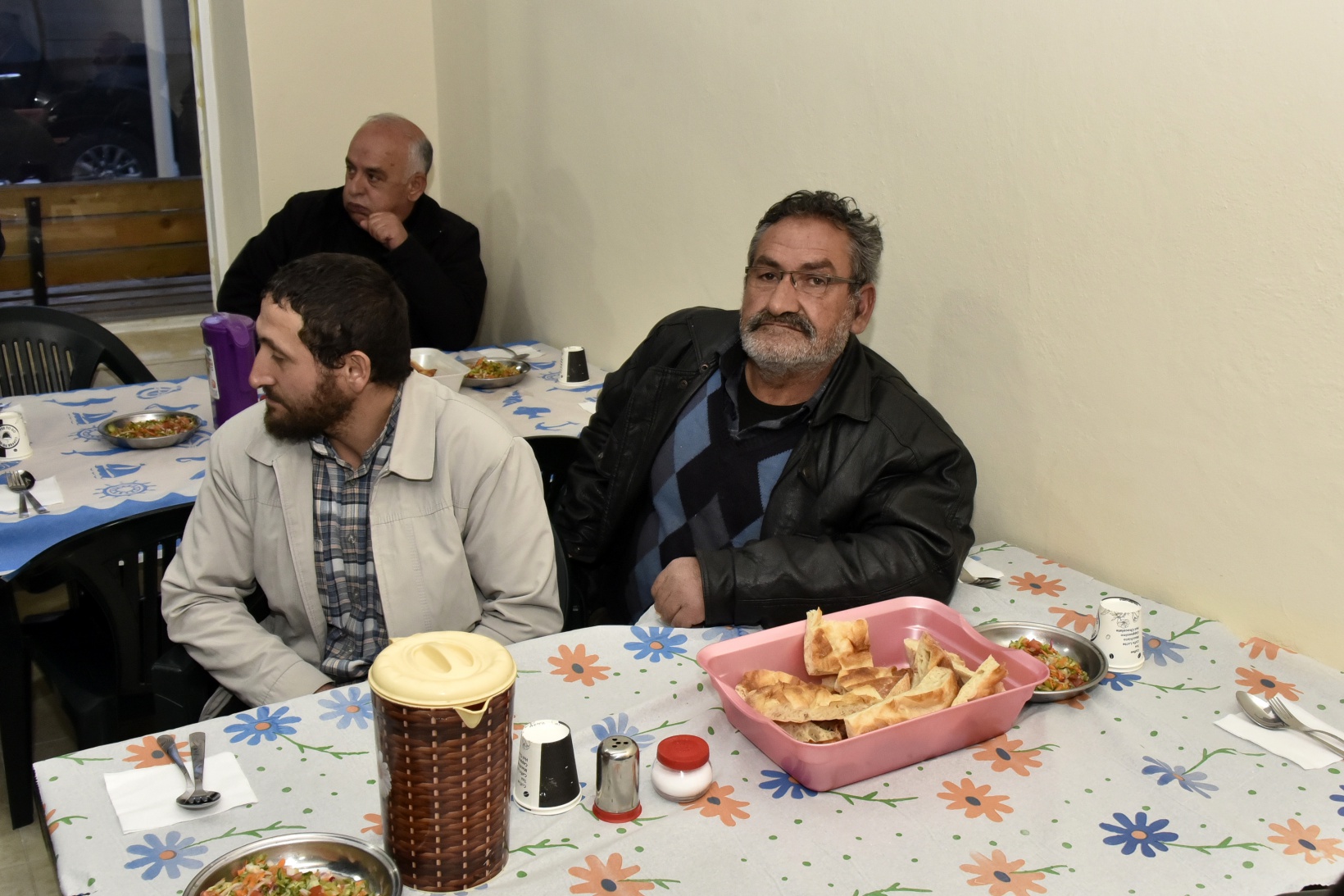 Vali Taşbilek Kırıklı köyünde iftar yaptı 9