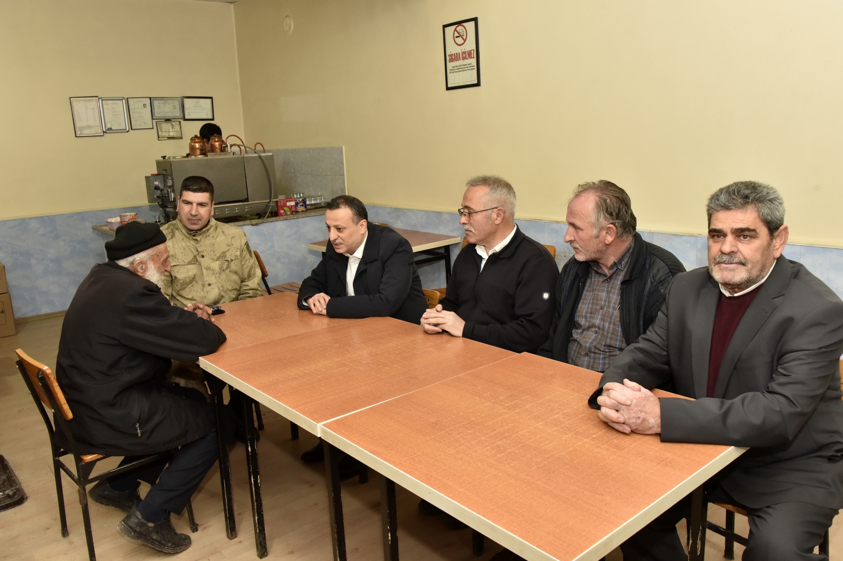 Vali Taşbilek Kırıklı köyünde iftar yaptı 10