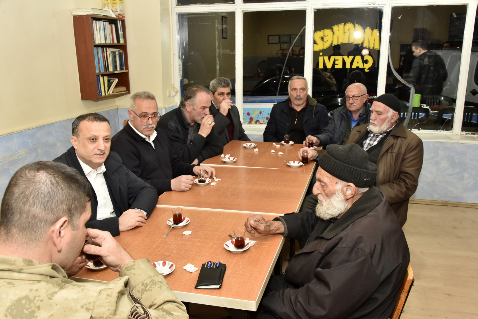 Vali Taşbilek Kırıklı köyünde iftar yaptı 12