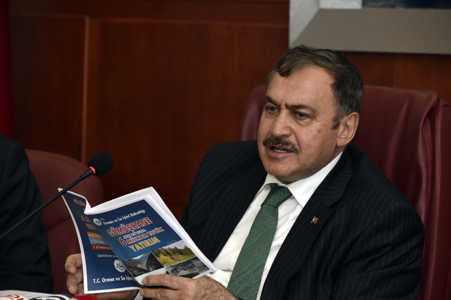 Bakan Eroğlu AK Parti teşkilatını ziyaret etti 53