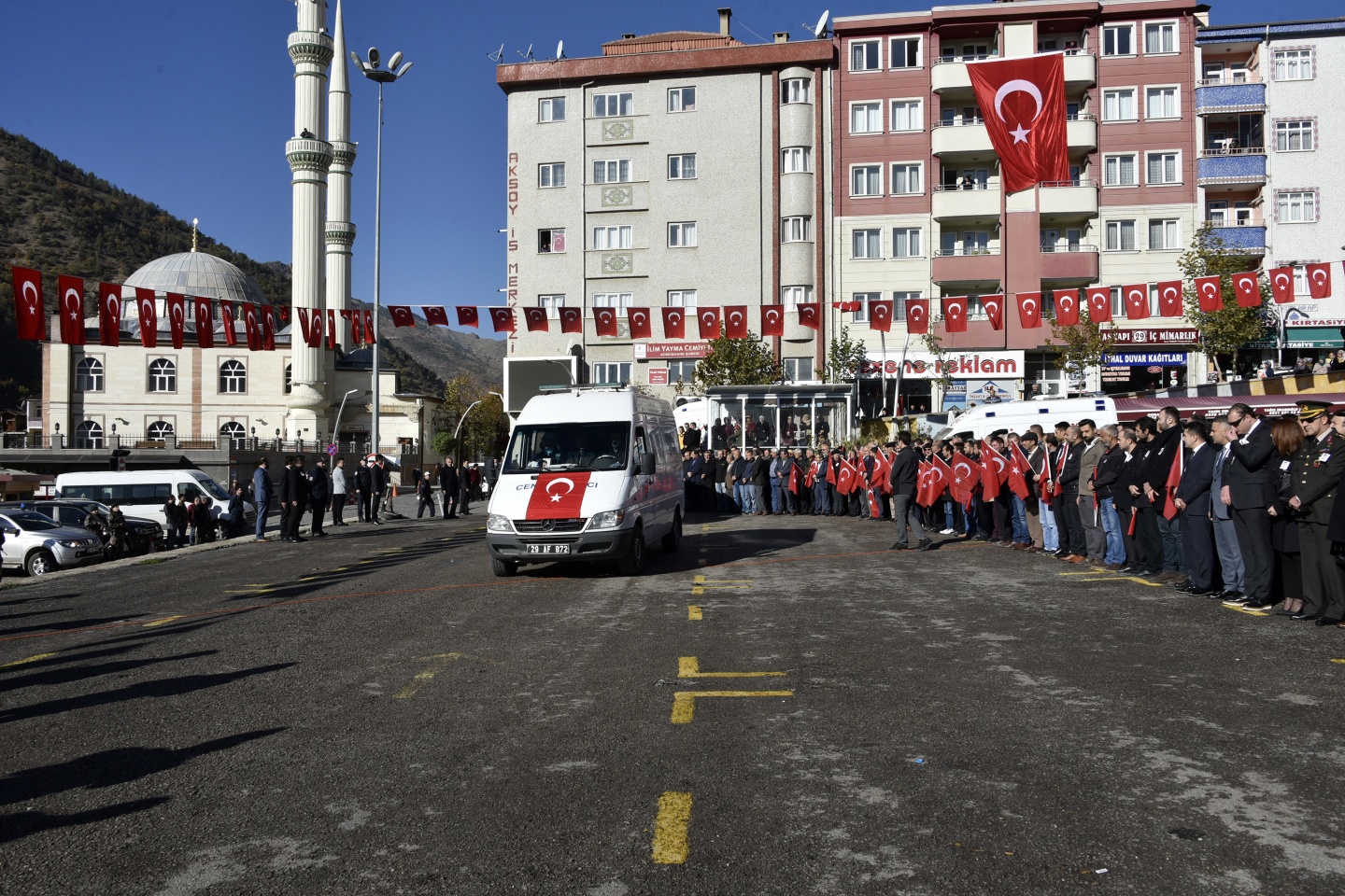 Şehit Baş Polis Memuru memleketine uğurlandı 9