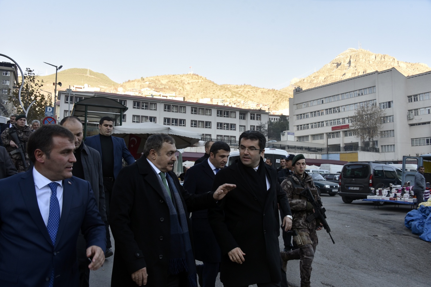 Bakan Eroğlu AK Parti teşkilatını ziyaret etti 21