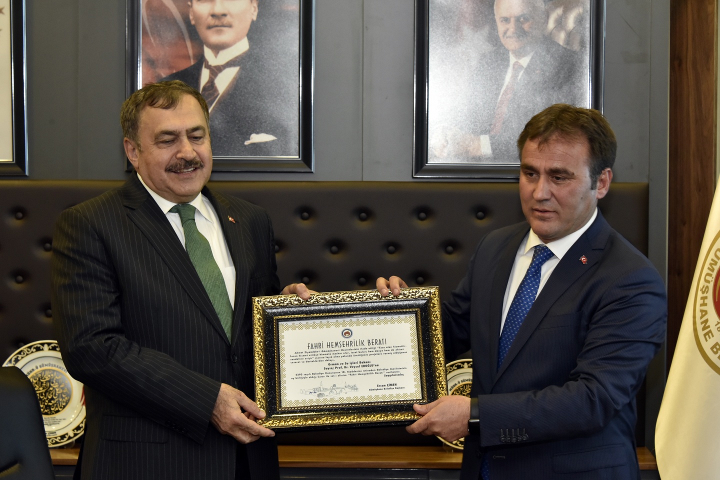 Bakan Eroğlu AK Parti teşkilatını ziyaret etti 46