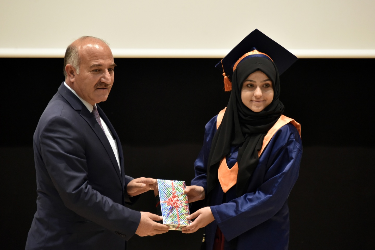 Gümüşhane Üniversitesinde 9.mezuniyet sevinci 14