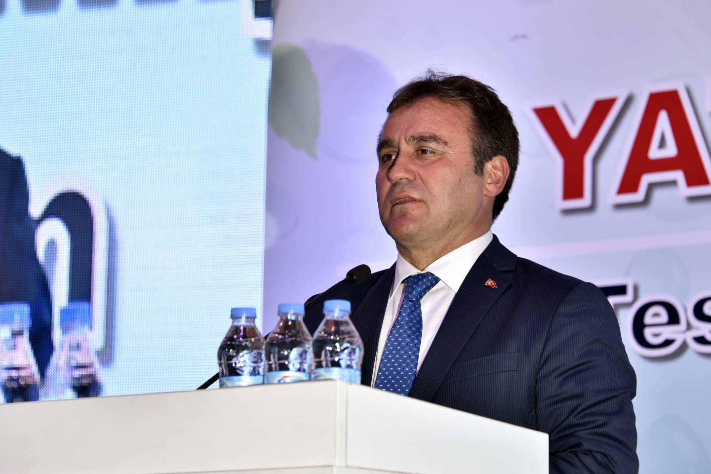 Bakan Eroğlu AK Parti teşkilatını ziyaret etti 41