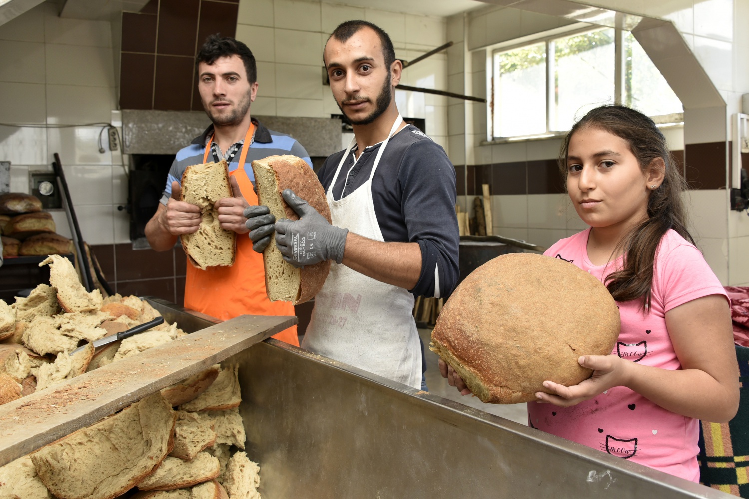 Bu köy buram buram ekmek kokuyor 6